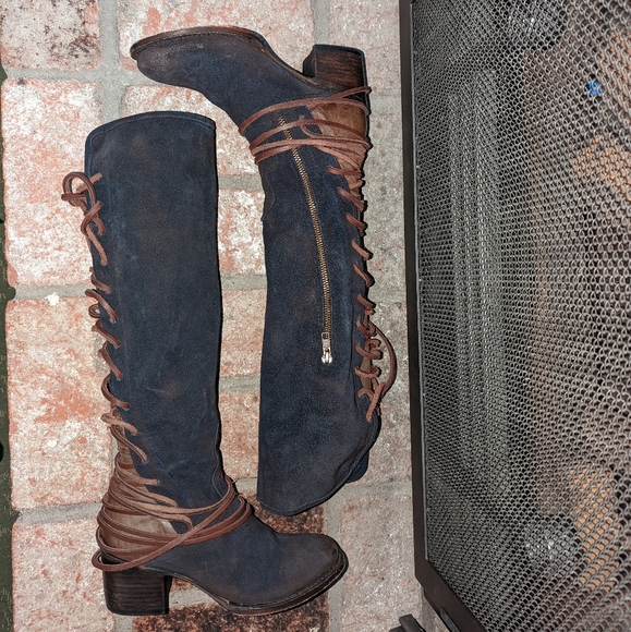 FreeBird Coal Navy Blue Suede Lace Up Corset Boots Size 7 - Picture 10 of 16